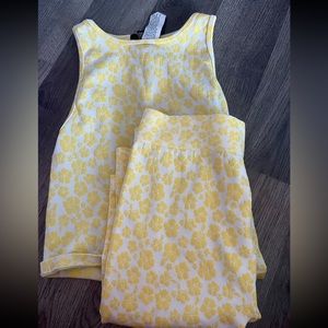 Forever 21 matching set, tank top and biker shorts, size s/m.